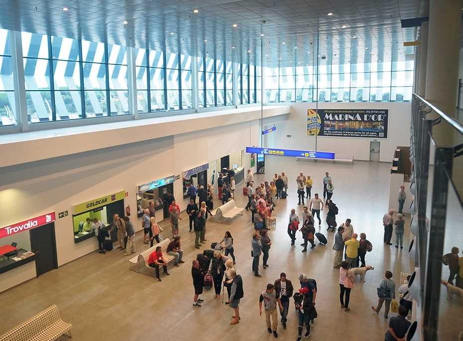 L'aeroport connecta amb cinc destinacions internacionals. / IMATGE D'ARXIU 