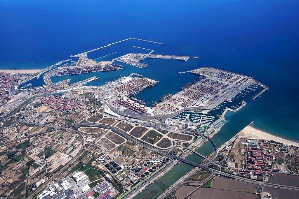 Joan Ribó continua defensant que la solució a l'accés del port estiga lligada al Corredor Mediterrani. / APV