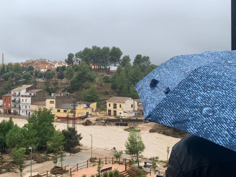 Ontinyent ha sigut l'epicentre del temporal aquesta matinada i durant les primeres hores del matí. / NATXO FRANCÉS / EFE