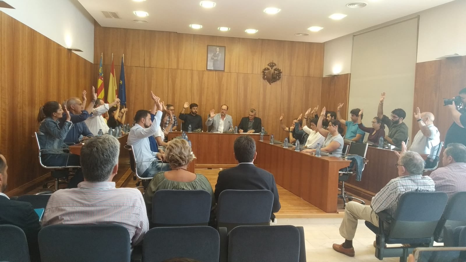 El ple d'Oriola ha aprovat per unanimitat sol·licitar al govern espanyol la declaració del municipi com a zona catastròfica. / AJUNTAMENT D'ORIOLA