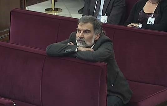 El Tribunal Suprem ha acordat concedir un permís al president d'Òmnium Cultural, Jordi Cuixart, per a assistir al naixement del seu fill. / SENYAL DE TV DEL TRIBUNAL SUPREM