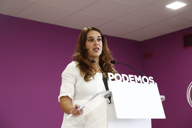 La portaveu adjunta d'Unides Podem, Noelia Vera, advoca per un govern de coalició per a desbloquejar la investidura. / EUROPA PRESS