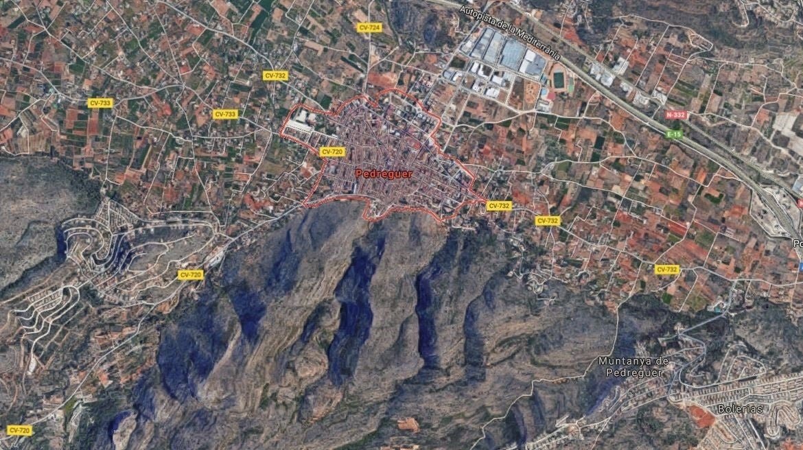 El Servei de l'Emergències ha rebut al voltant de les 18.20 hores d'aquest diumenge l'avís del sinistre de l'avioneta, en la qual viatjaven dos ocupants, tots dos morts a causa de l'accident. / GOOGLE MAPS