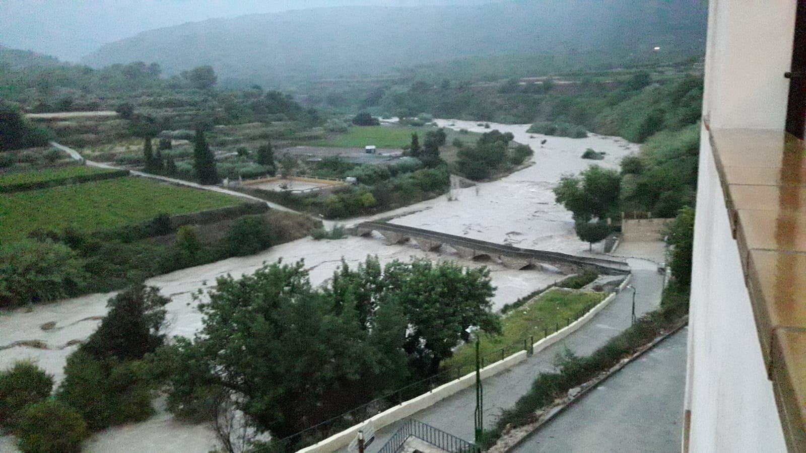 El Pont Vell d'Aielo de Malferit / Foto Robert Bravo