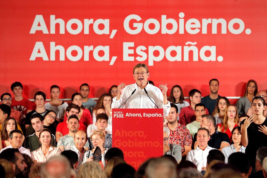 Pedro Sánchez va anunciar dimecres que els lliuraments a compte de les autonomies arribaran abans del 10N. / EFE