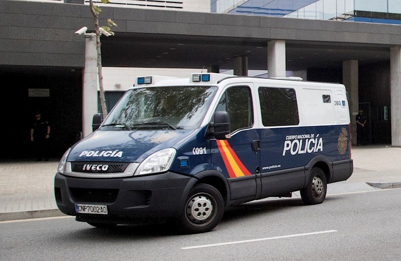 La policia ha detingut l'exparella de la víctima com a presumpte autor dels fets. / EFE