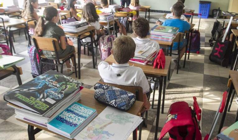 Les 523 escoles que l'any 2020 havien de tornar a iniciar el procés de consulta de la jornada escolar són 342 de la demarcació d'Alacant; 44, de la de Castelló, i 137, de la de València. / Imatge d'arxiu.