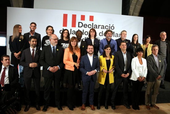 La Declaració de la Llotja de Mar ha reunit a Barcelona representants de partits catalans, valencians, gallecs, bascos i balears. / PAU CODINA / ACN