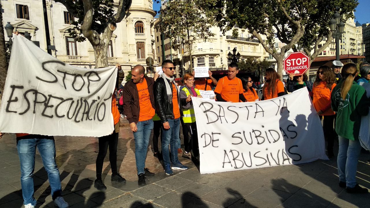 González considera que 'està clar' que l'augment 'desorbitat' dels preus del lloguer està desencadenant 'una guerra contra el dret a l'habitatge'. / DLV