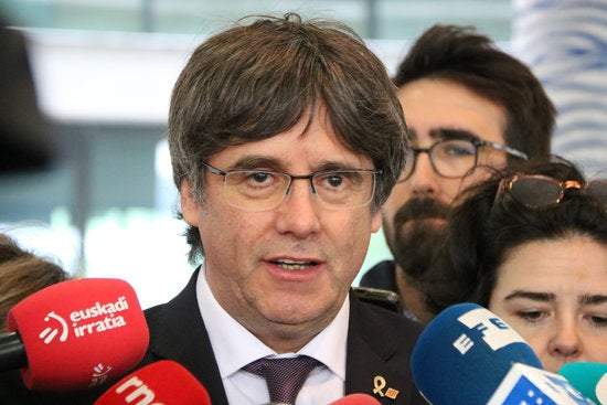 Fonts del Suprem ja han informat que el jutge Pablo Llarena té previst respondre 'de forma immediata' que no hi ha immunitat per a Puigdemont perquè 'no ha acatat la Constitució espanyola davant de la Junta Electoral' i perquè 'no ha pres possessió de l'escó'.ACN, NATÀLIA SEGURA