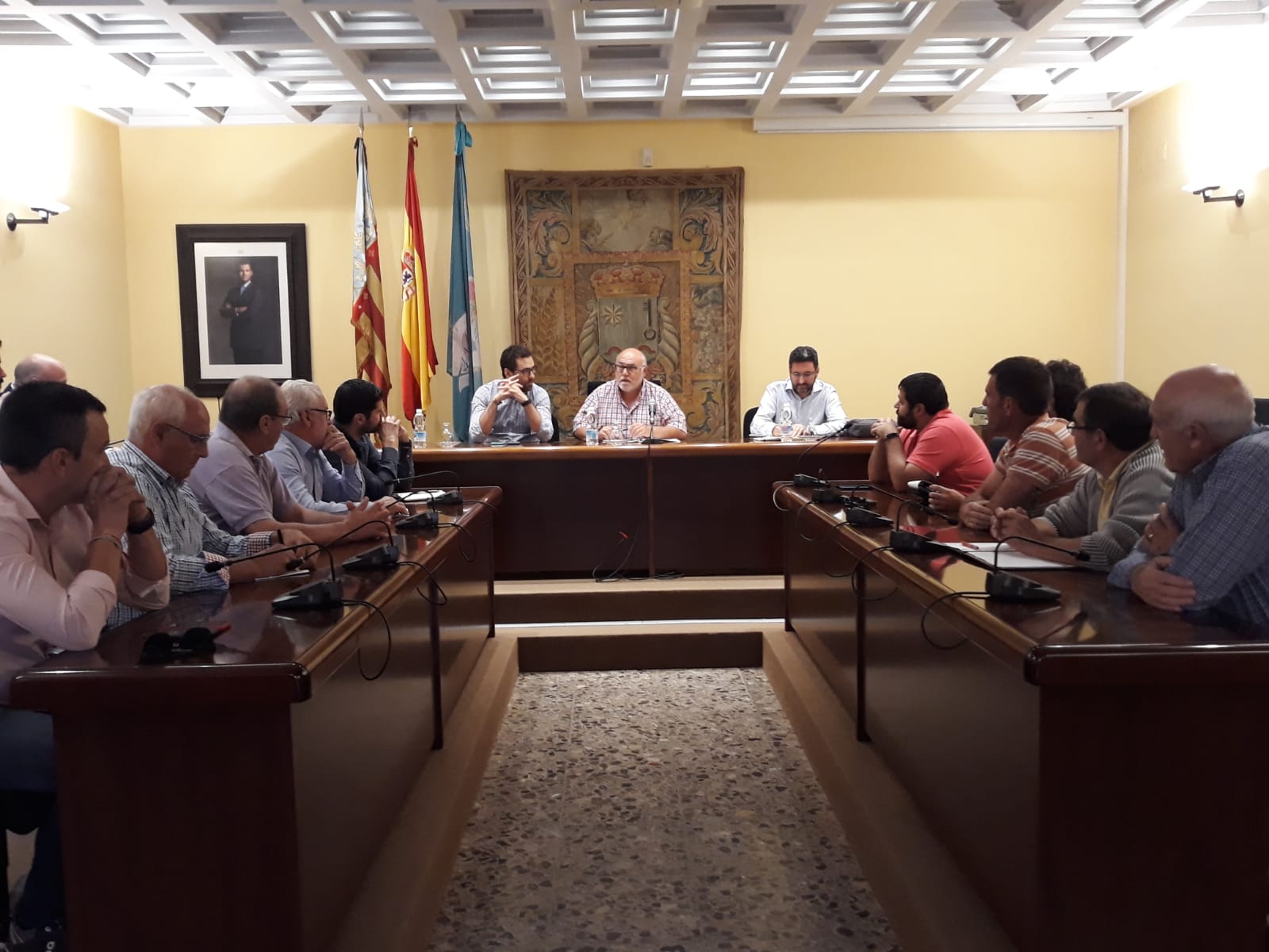 El sector treballarà per a millorar la seua representativitat en el Consell Regulador de la DO Cava. /GVA