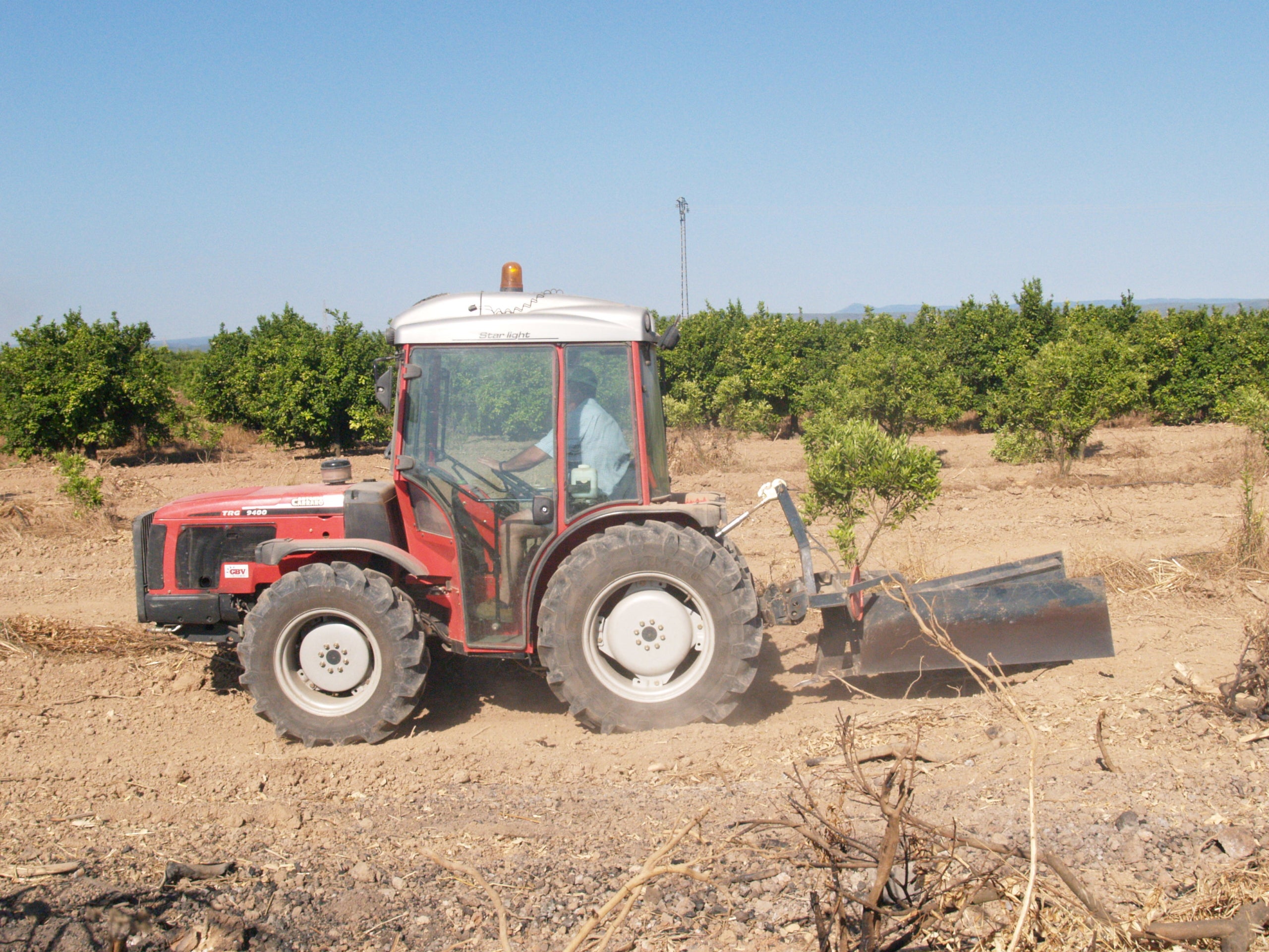 La Unió de Llauradors ha criticat que 'es venga com un gran assoliment l'avanç de les ajudes directes de la PAC per part de la Conselleria d'Agricultura'. / LA UNIÓ DE LLAURADORS