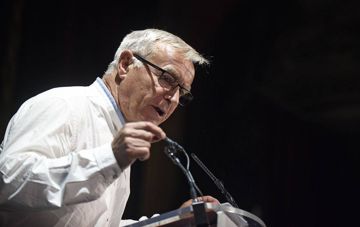 L'alcalde ha exposat que el despatx del qual és soci el seu cunyat està format per 'sis advocats i cadascun d'ells té la seua cartera de clients'. / DANIEL GARCÍA-SALA