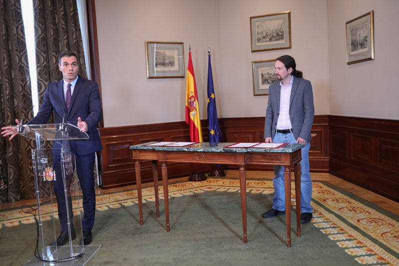 Pedro Sánchez i Pablo Iglesias van tancar aquest dimarts un preacord de govern de coalició. / JESÚS HELLÍN, EUROPA PRESS