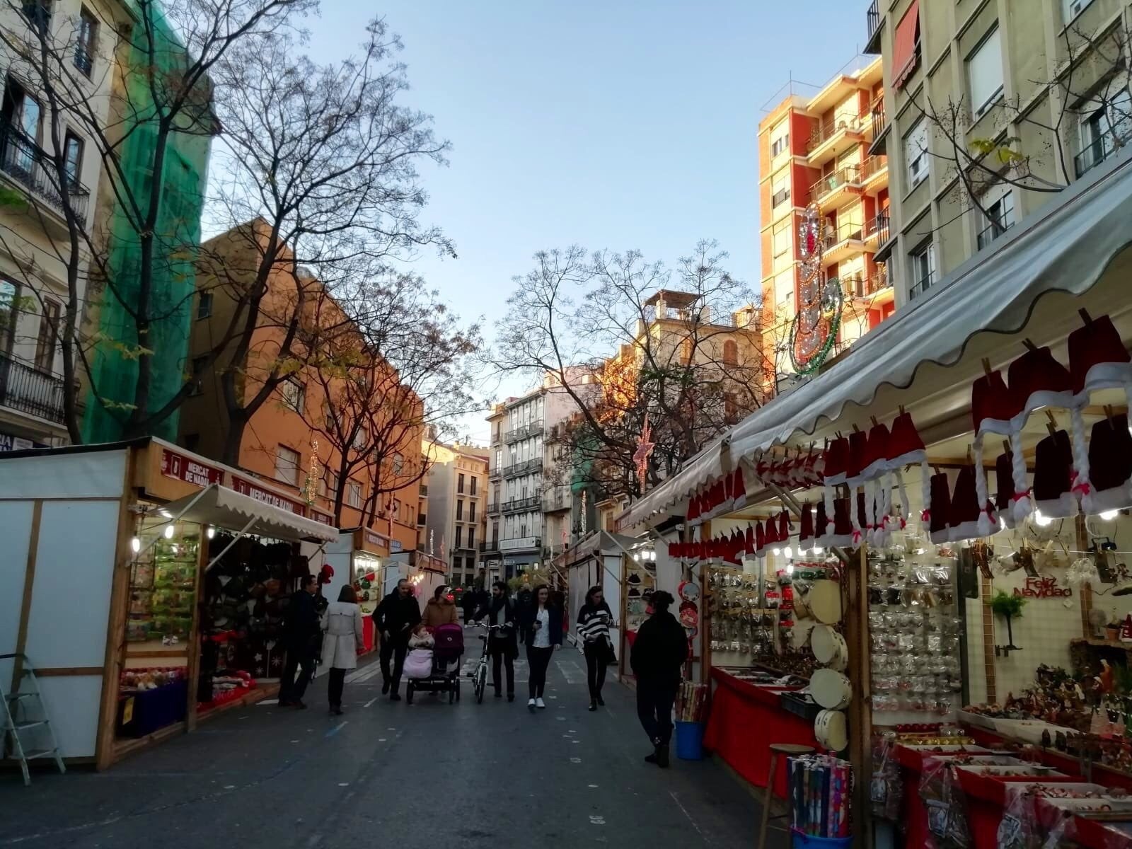 El mercadet s'instal·larà a la plaça del Mercat del 10 de desembre del 2019 al 5 de gener del 2020. / AJUNTAMENT DE VALÈNCIA