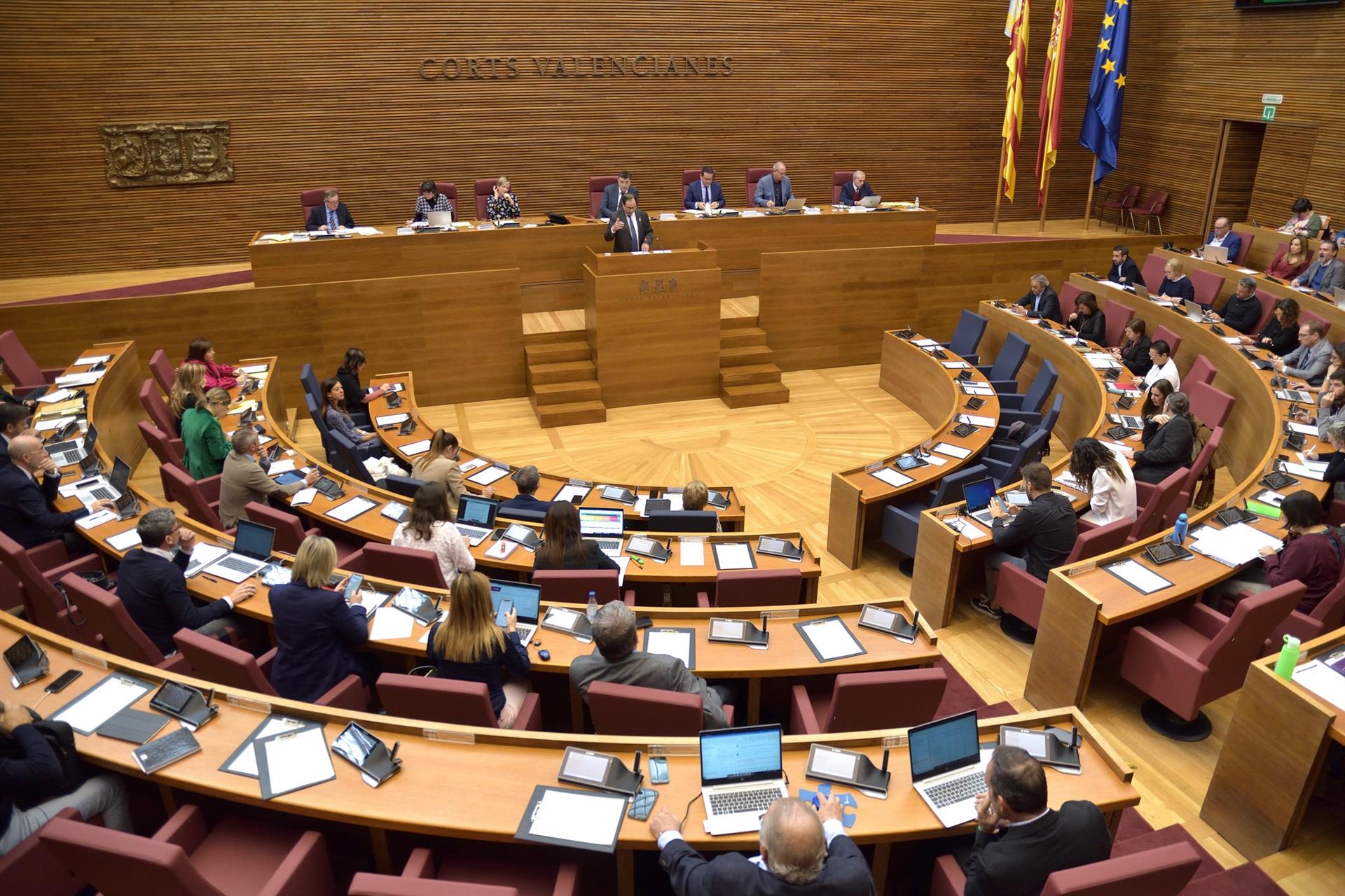 Els pressuposts prossegueixen la seua tramitació i els grups podran presentar fins al 26 de novembre les esmenes parcials. / CORTS VALENCIANES / INMA CABALLER