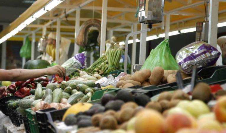 L'estudi destaca la presència dels productes frescs de l'Horta als restaurants vegans de València. / DLV