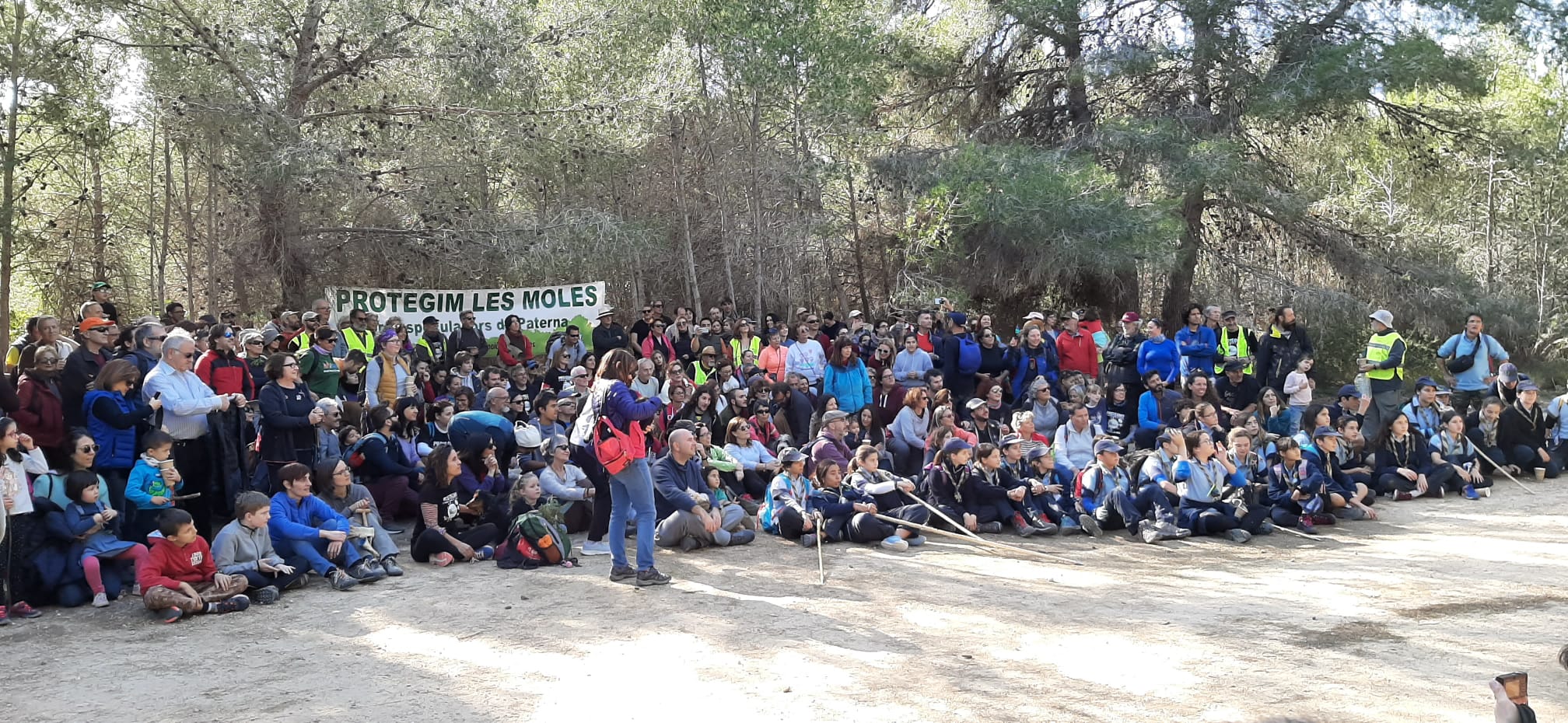 La Coordinadora s'ha vist desbordada per la quantitat de persones que han assistit a la marxa reivindicativa per les Moles. / La Coordinadora per la Protecció de les Moles 