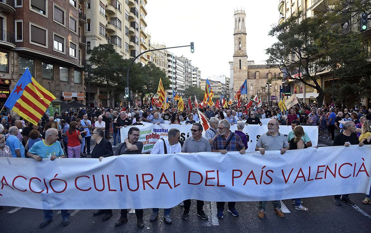 'Els parlants tenen tan normalitzada la situació que en la majoria d'ocasions no es percep com a discriminatòria', explica Toni Gisbert. / DANIEL GARCÍA-SALA