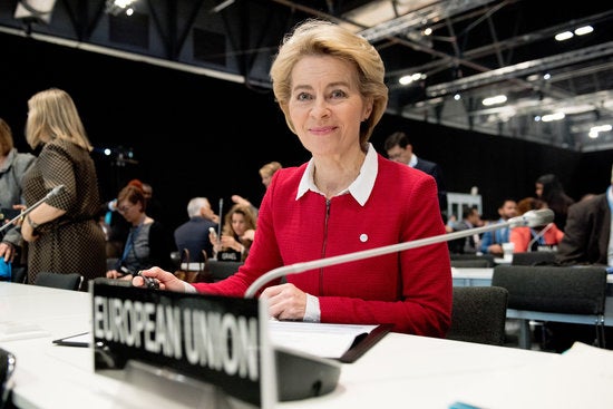 En el debat de líders de la Cimera Mundial del Clima, que se celebra a Madrid, Von der Leyen ha avançat que presentarà aquesta proposta legislativa per a fer la transició climàtica 'irreversible'. / COMISSIÓ EUROPEA