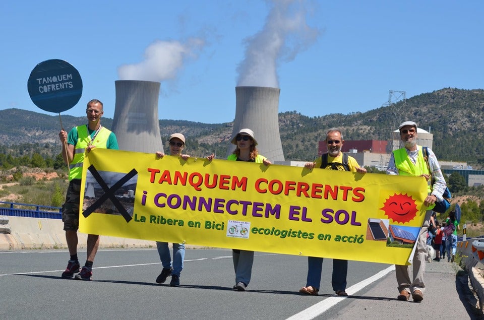 Tanquem Cofrents, connectem el sol!