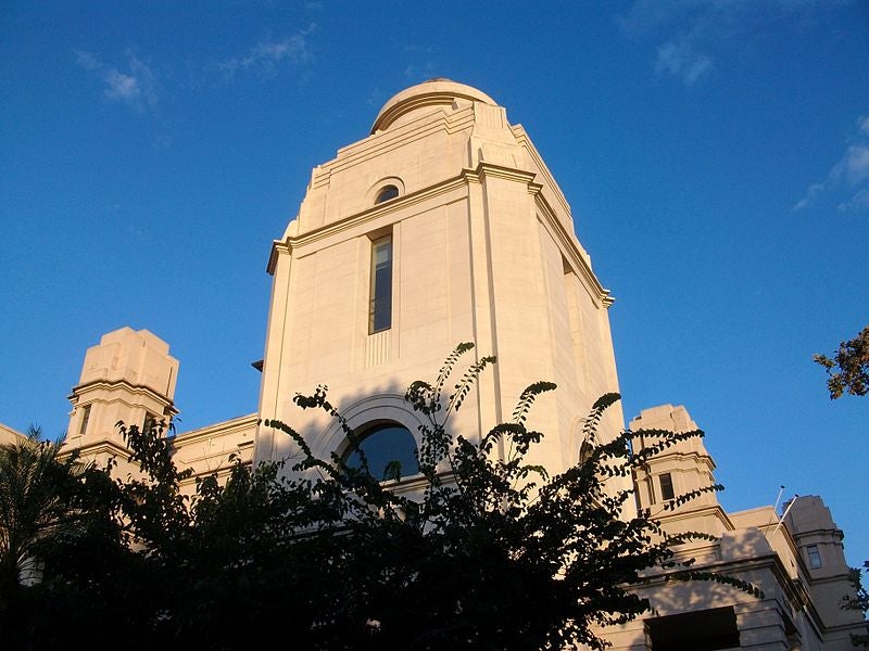 La Universitat pública al servei de les necessitats socials: ciència i docència amb consciència ciutadana