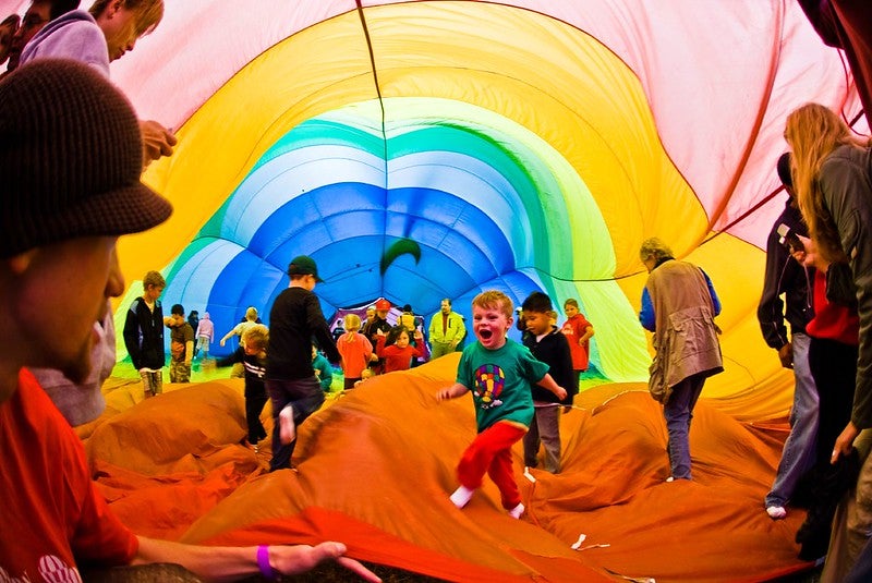 L’esfera afectiva dels bons tractes a la infància i adolescència. També a la infància i adolescència LGTBI