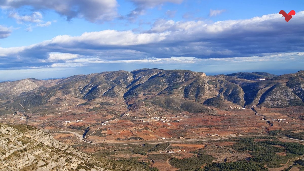 Vista general de la Serra d’en Galceran, a la comarca de la Plana Alta (© Ajuntament de la Serra d’en Galceran, 2018).