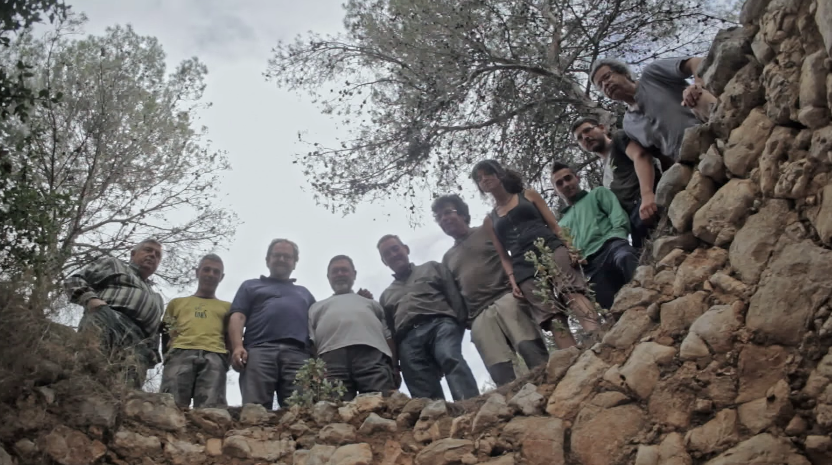 El festival FCCC projecta ‘Calç blanca, negro carbón’, un documental que connecta Terol i La Vall d’Albaida a través dels oficis de carboner i caler