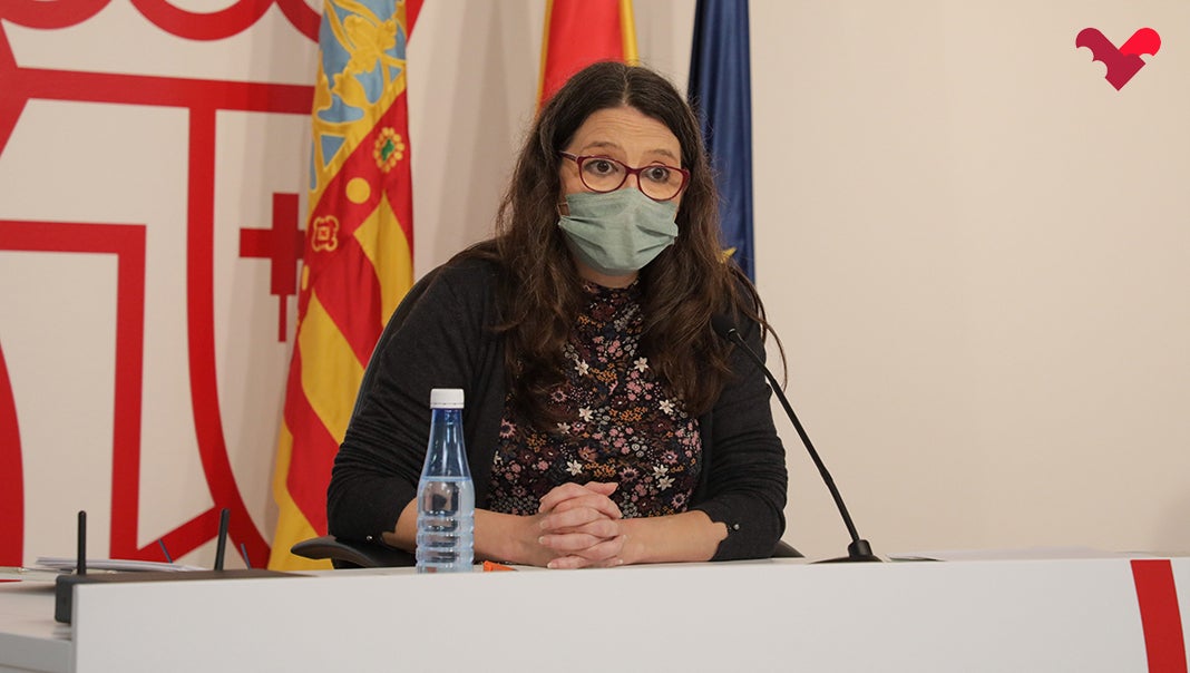 Oltra, malament si es queda, malament si se'n va