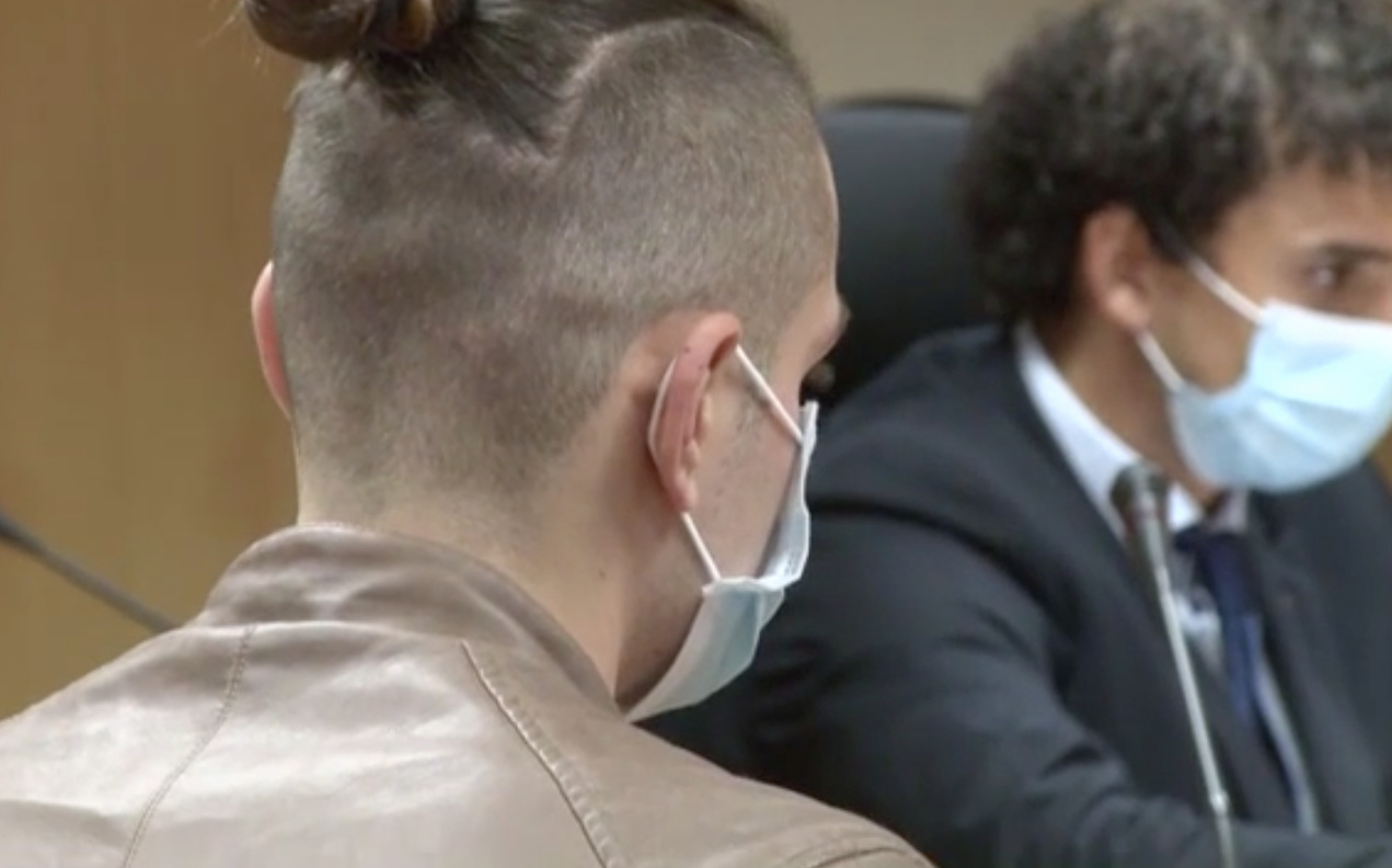 Les costures del règim