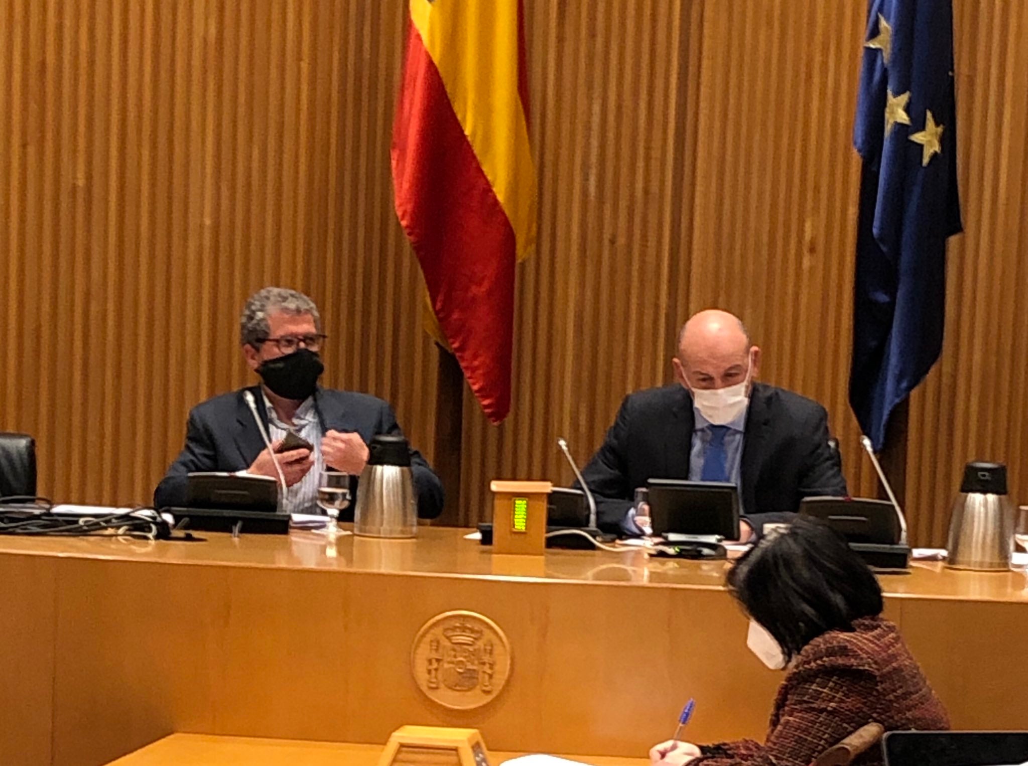 Joanma Mesado , secretari de la Unió de Llauradors i Ramaders, durant la seua intervenció a la Comissió d'Agricultura del Congrés . Foto XEC