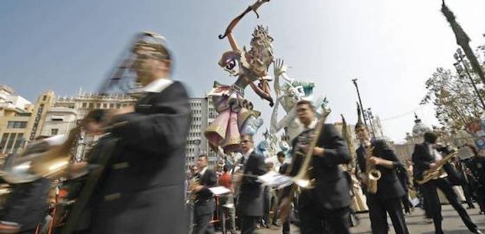 Acte sobre falles, franquisme i identitat valenciana