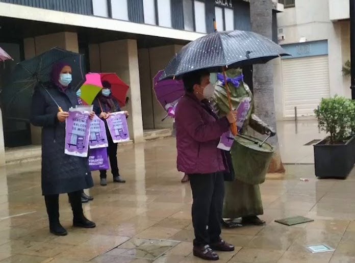 El Col·lectiu 8-M d’Alzira es mobilitza de manera simbòlica