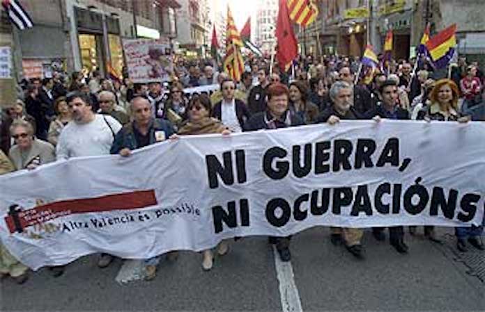 Manifestació contra la guerra de l'Iraq, València, 20 de març del 2004