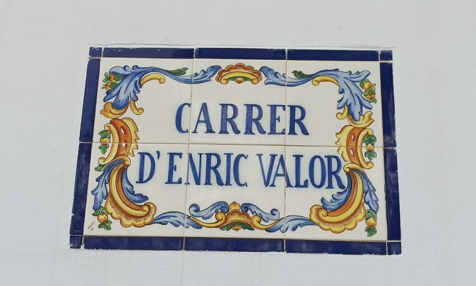 PP i Cs lleven el nom d'Enric Valor d'una avinguda de Mutxamel