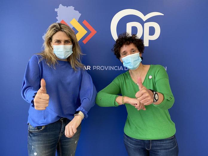 Marta Barrachina, candidata a la presidència del PP a la província de Castelló, i Carmina Ballester, alcaldessa d’Onda | EP