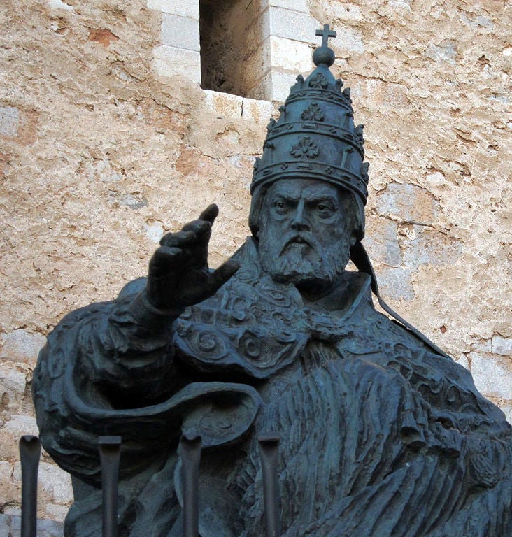 Tal dia com hui del 1423 va morir el Papa Luna a Peníscola