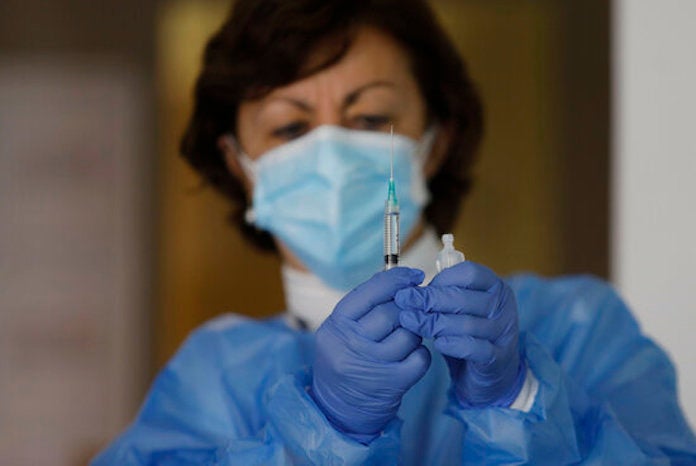 L'EMA decidirà al juny si els adolescents es poden vacunar amb Pfizer-BioNTech