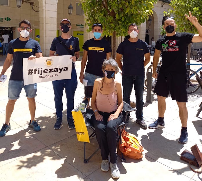 Accions en suport a les tres treballadores en abús de temporalitat que estan en vaga de fam