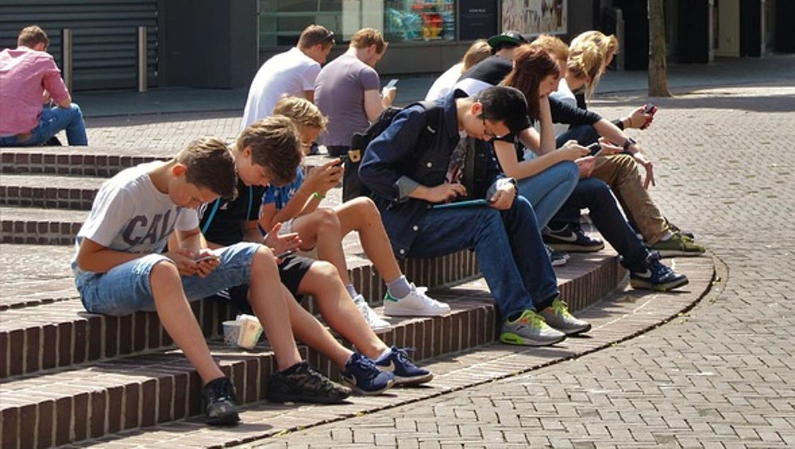 A Espanya puja l'atur juvenil a l'abril i segueix sent l'estat de la UE amb la taxa més alta d'aturats