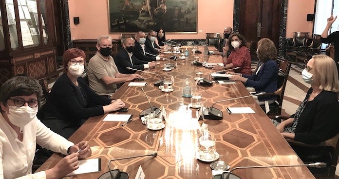 Reunió de la Plataforma per un Finançament Just amb la ministra d’Hisenda, María Jesús Montero, al Congrés el 15 de juny
