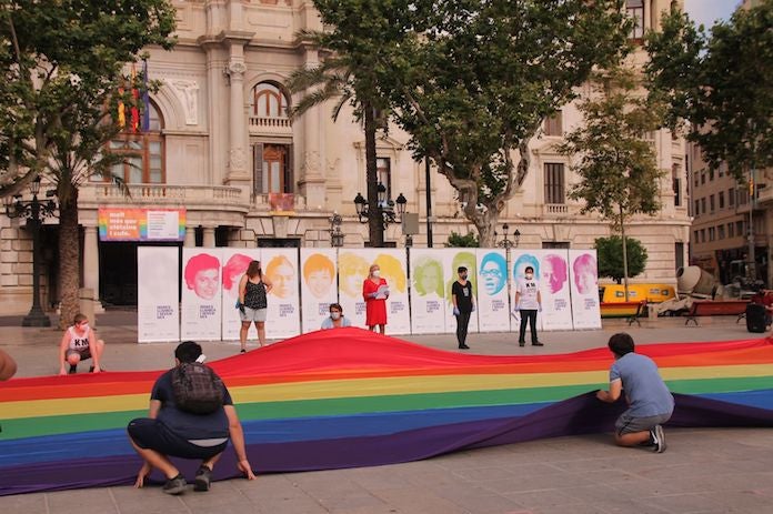 L’Orgull LGTB+ 2021 a València reclama la igualtat de tracte i de drets de les persones trans
