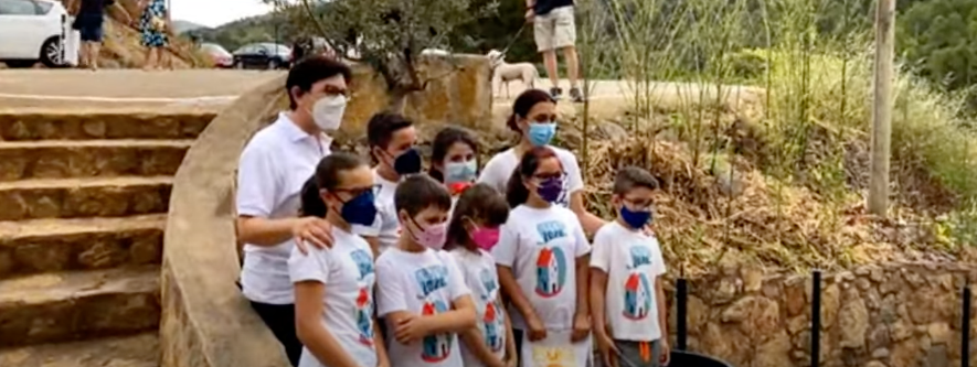 Les ReTrobades omplin Alfondeguilla de ‘llavors del valencià’