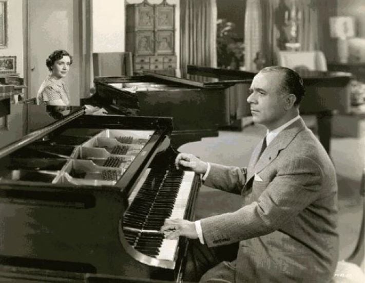 Un llibre sobre Iturbi recupera la seua trajectòria més desconeguda