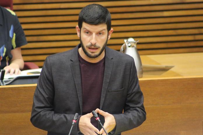 El diputat de Compromís a les Corts Carles Esteve