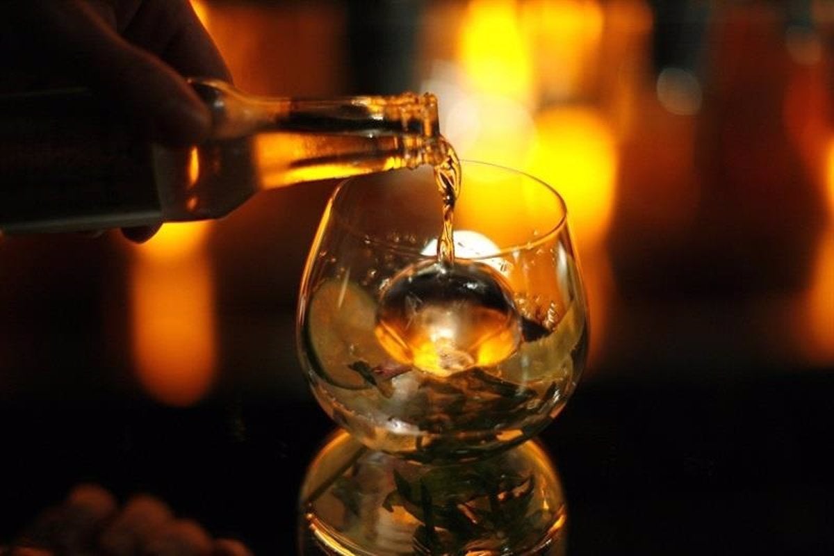 Psicòlegs preveuen un augment de persones amb addicció a l'alcohol i altres substàncies després de la pandèmia