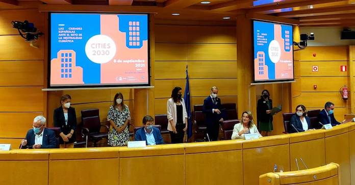 València signa un acord per avançar cap a la neutralitat climàtica