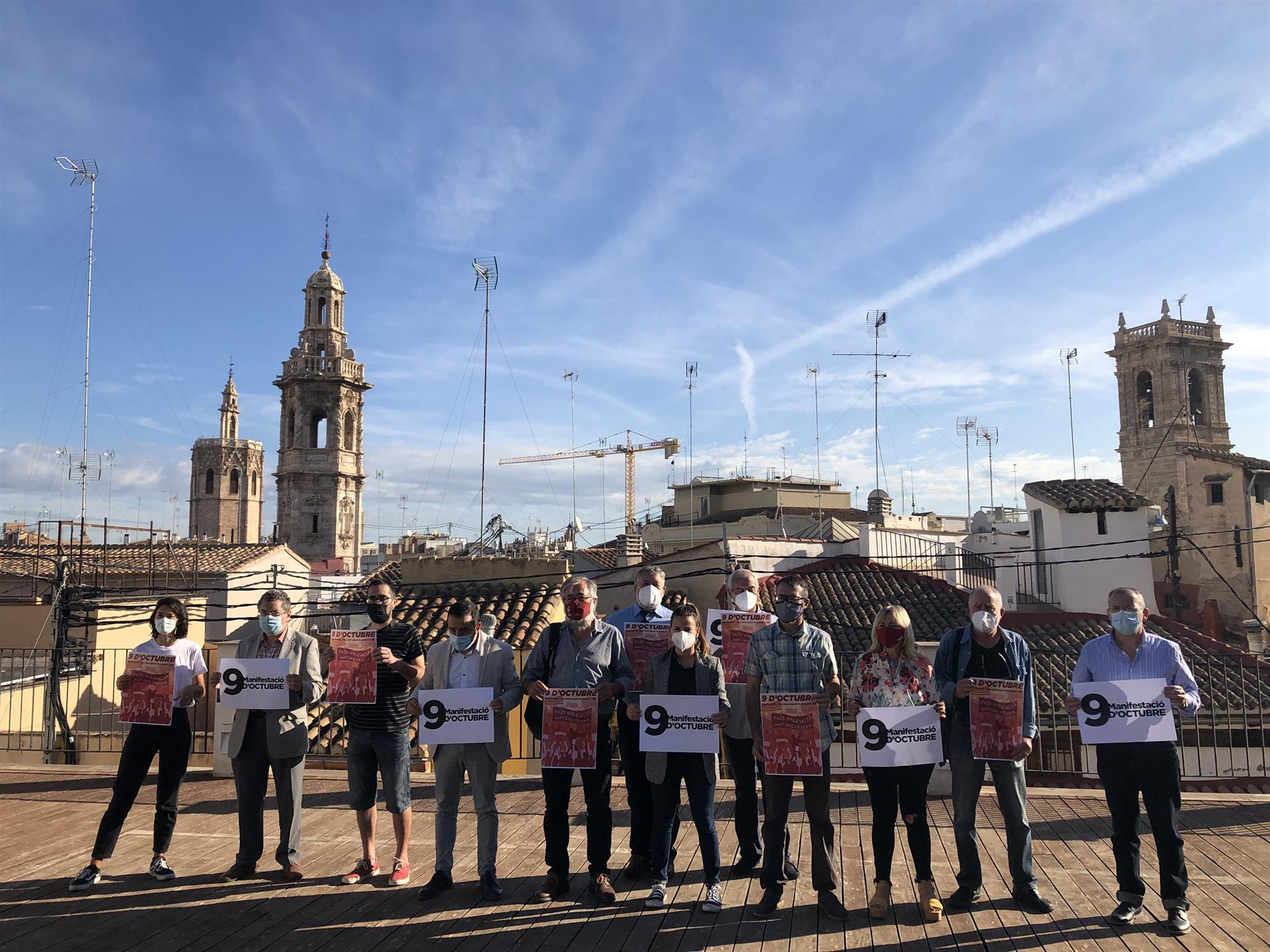 La Comissió 9 d'octubre crida a manifestar-se contra el «feixisme emergent» i la tendència recentralitzadora de l'Estat