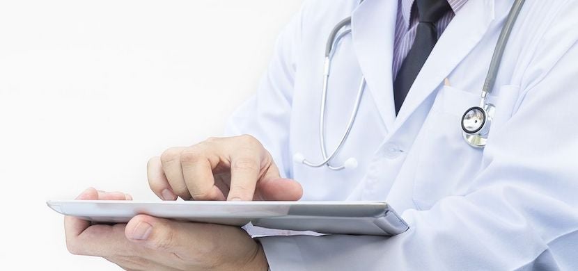 Les consultes dels historials clínics electrònics es tripliquen respecte al 2019